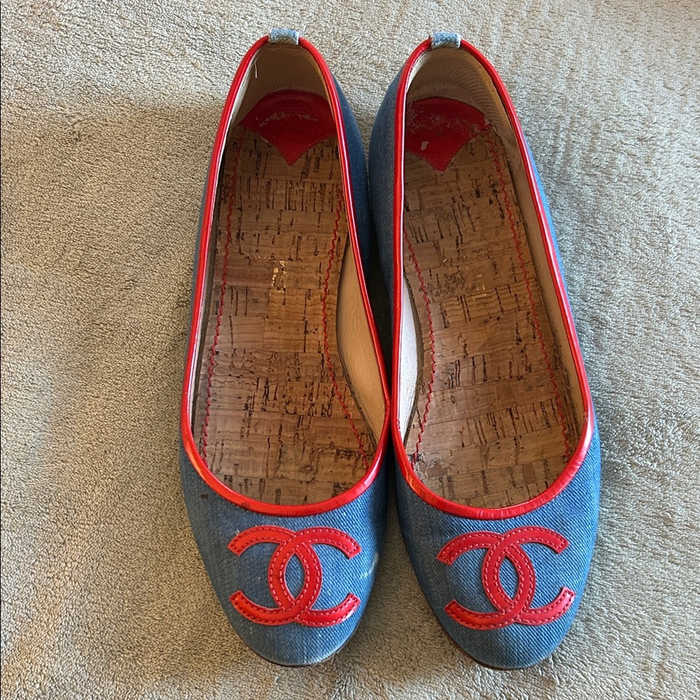 CHANEL Denim Blue and Red Flats